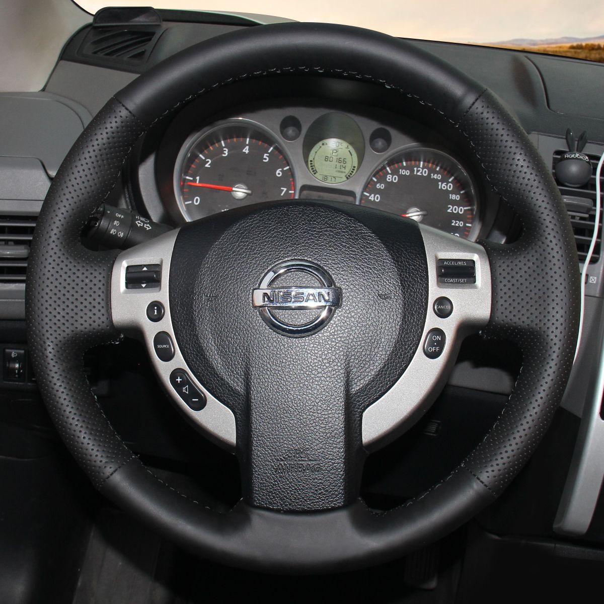 Loncky Auto Custom Fit OEM Black Genuine Leather Car Steering Wheel Cover for Nissan Qashqai